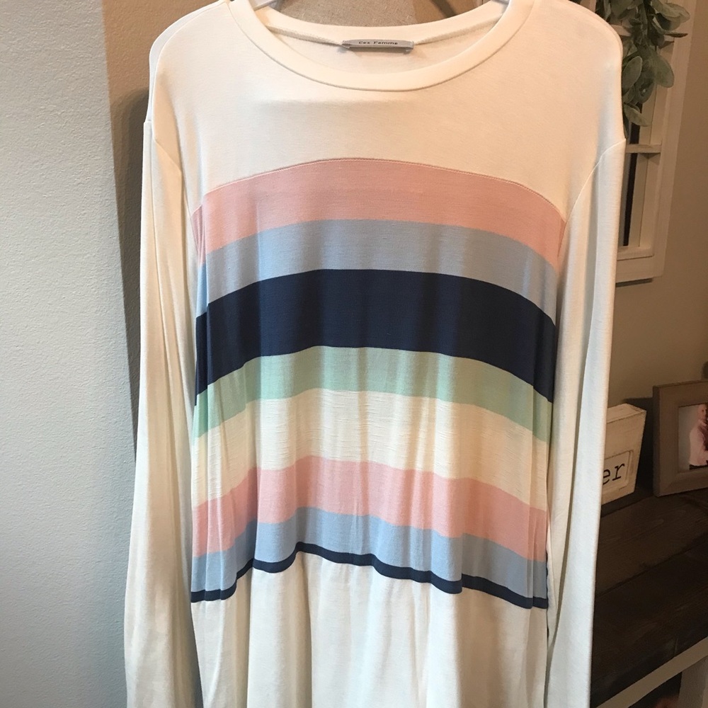 Long sleeve knit top